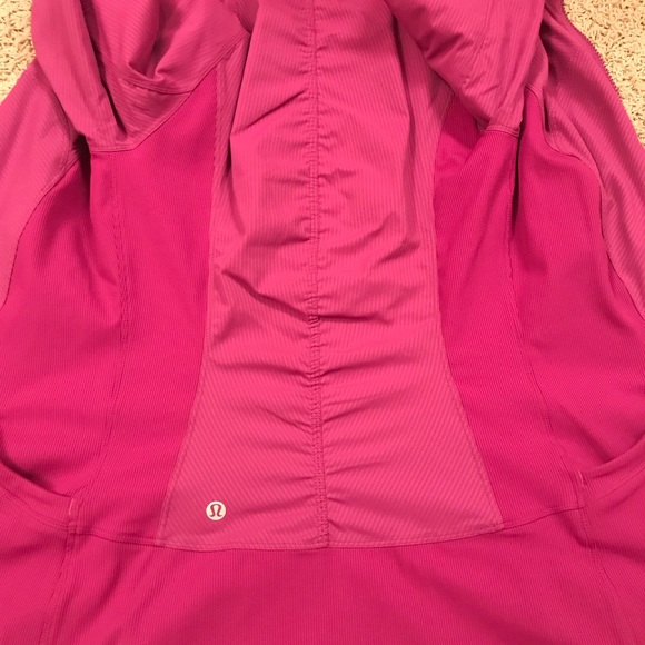 Lululemon reversible pink jacket sz 4 - Picture 4 of 4